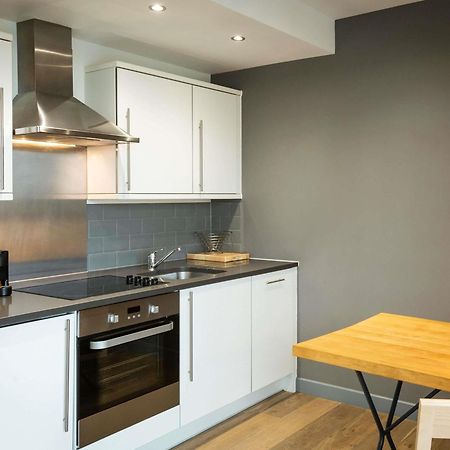 Aparthotel Adagio London Brentford Zewnętrze zdjęcie