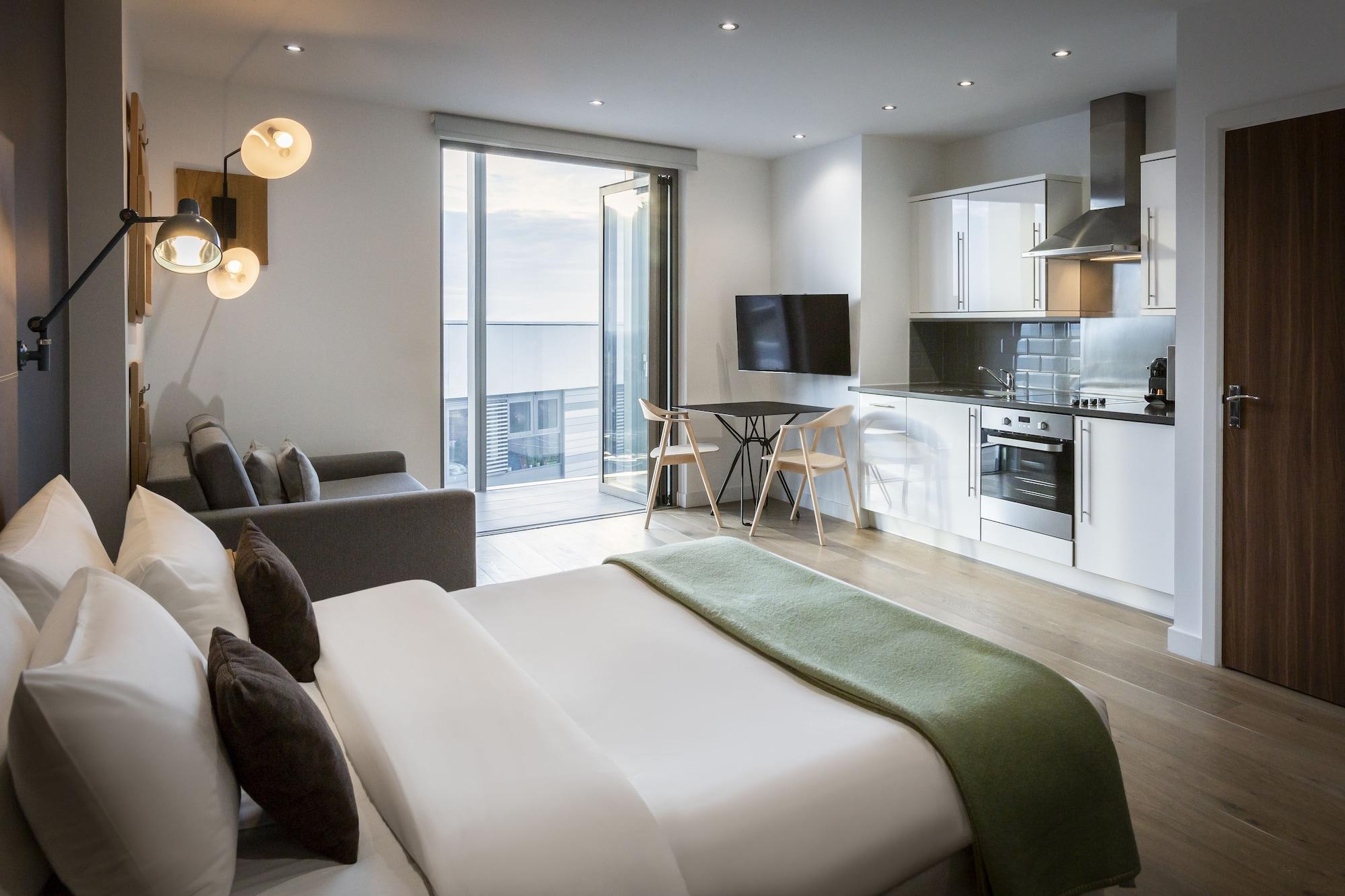 Aparthotel Adagio London Brentford Zewnętrze zdjęcie