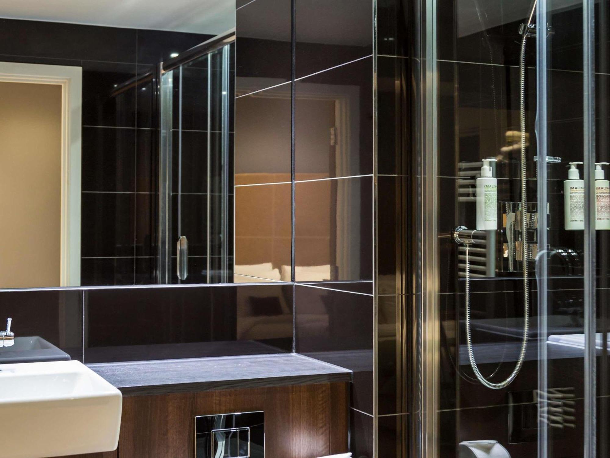 Aparthotel Adagio London Brentford Zewnętrze zdjęcie