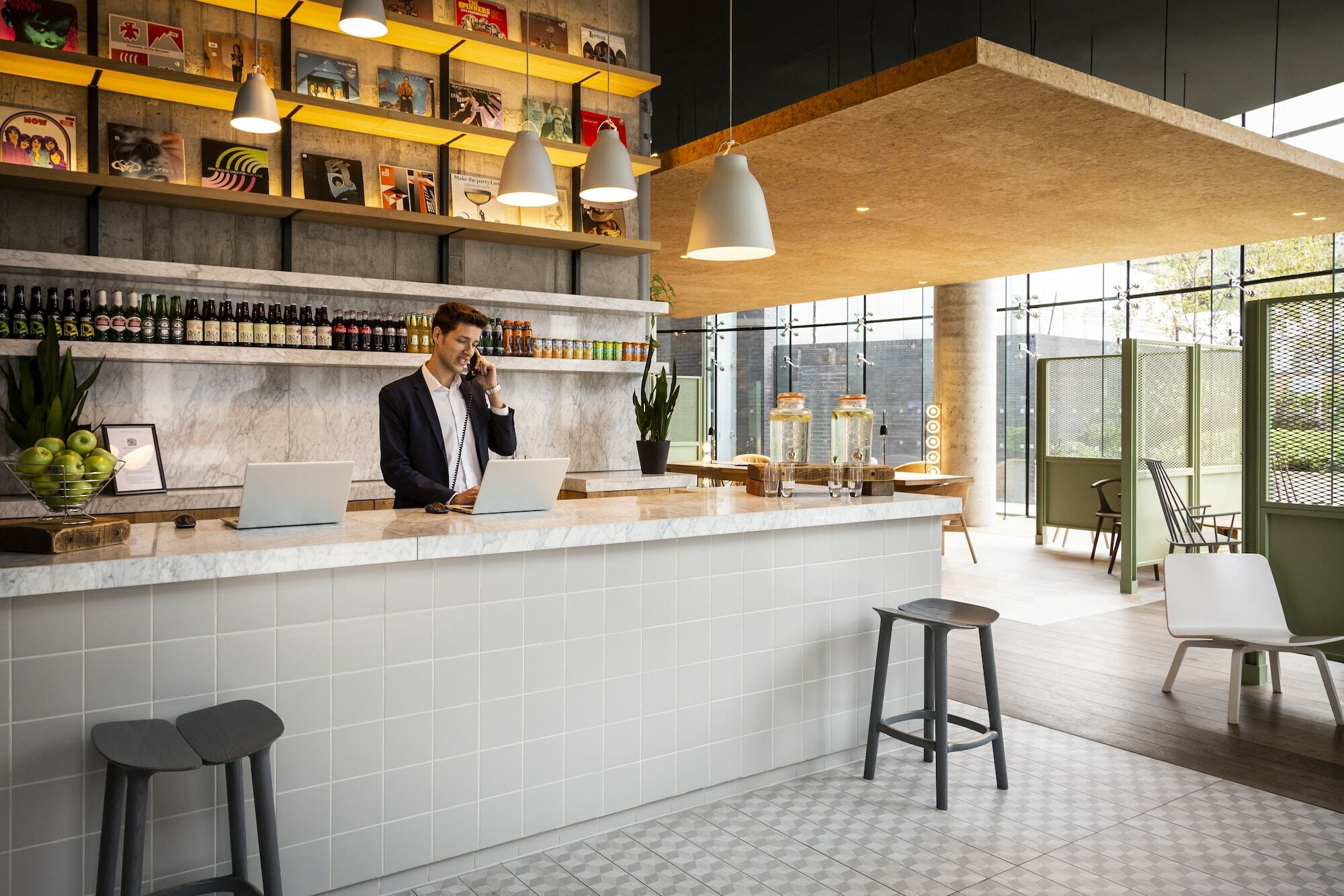 Aparthotel Adagio London Brentford Zewnętrze zdjęcie