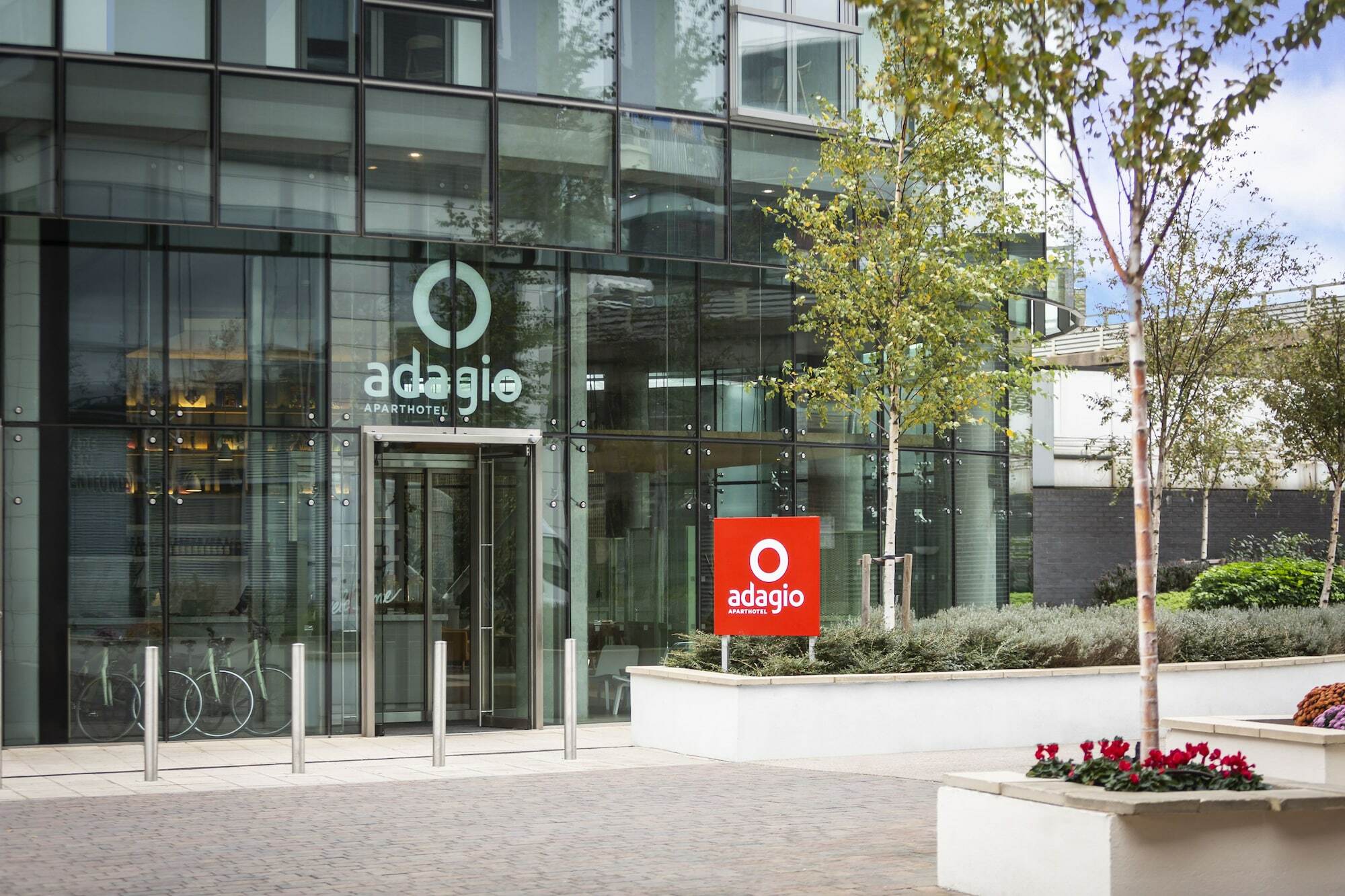 Aparthotel Adagio London Brentford Zewnętrze zdjęcie